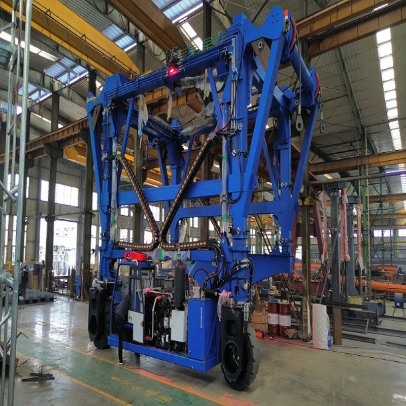 宝威智能跨运车 储能柜跨运车 集装箱跨运车 搬运装卸 多种吨位