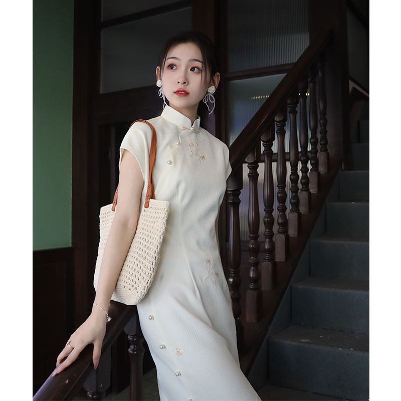 米白色高级感时尚气质