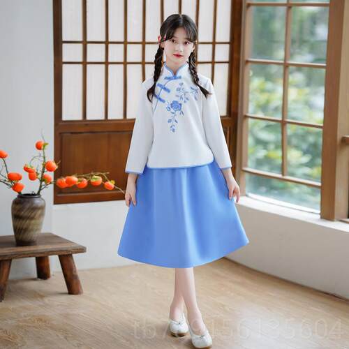 高档儿童装国学国汉服民风学生五四青年装朗合唱诵运动会毕业照演