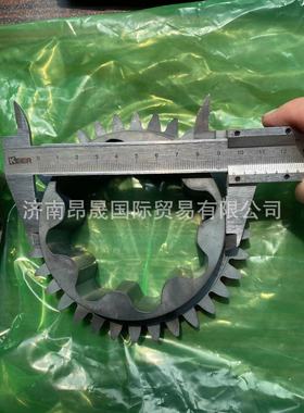 SINOTRUK HOWO T7曼发动机配件MC11机油泵外转子200V05104-0252