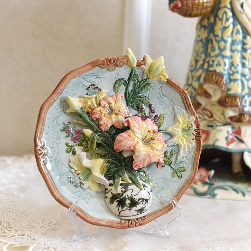 方亚陶瓷百合花挂盘 欧式创意电视柜摆饰 客厅植物造型装饰品