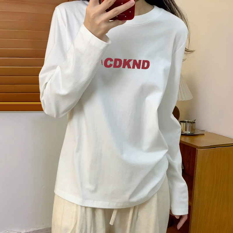 白色长袖t恤女内搭打底衫休闲2026年春秋季圆领新款宽松体恤上衣