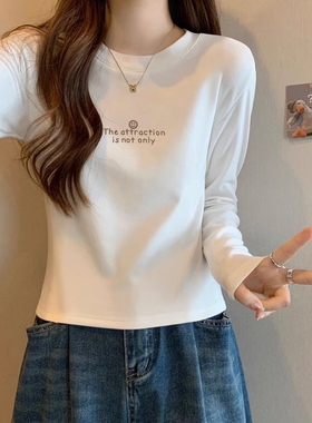 正肩圆领长袖t恤女装ins时尚修身显瘦白色上衣短款打底衫秋季