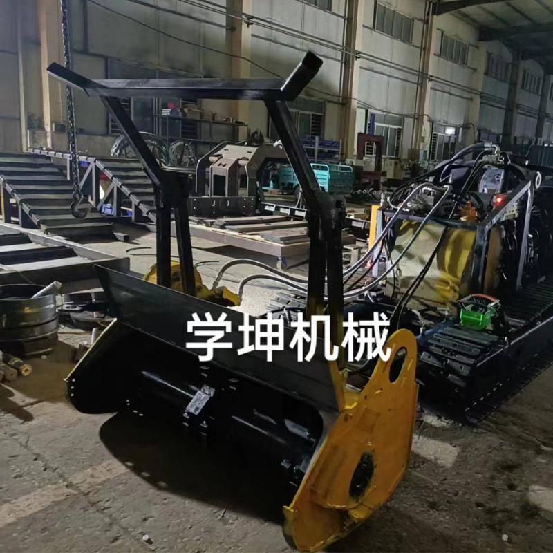 自走式全地形粉碎机园林割草机堤坝护坡垦荒机河坡河道清理机