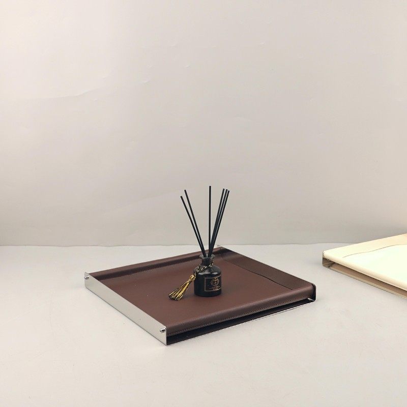 现代简约方形金属皮革香薰装饰托盘摆件客厅卧室梳妆台家居装饰品,模玩/动漫/周边/娃圈三坑/桌游,文化/体育周边,淘宝优惠券,粉丝福利购,淘宝优惠卷