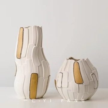 陶瓷拼贴花器样板房民宿售楼部卧室客厅轻奢白色描金艺术花瓶摆件,模玩/动漫/周边/娃圈三坑/桌游,文化/体育周边,淘宝优惠券,粉丝福利购,淘宝优惠卷