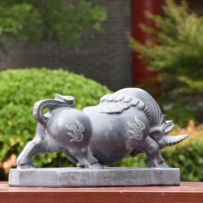 石雕石头青石牛摆件客厅门前生肖看门小石牛一对原石雕刻家居装饰