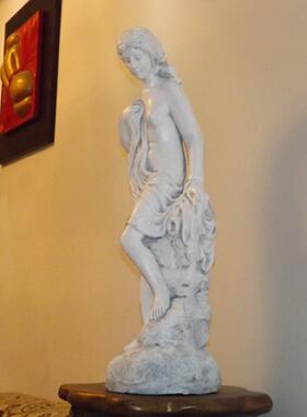 欧式人物雕塑家居客厅装饰品橱窗仕女小摆件洗澡美女摆设装修饰品