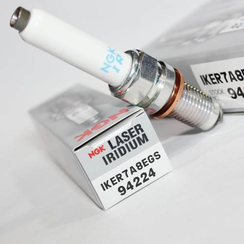 1.4T EA211升级NGK铱铂金火花塞IKER7A8EGS适用凌度A3 Q2速腾A4L