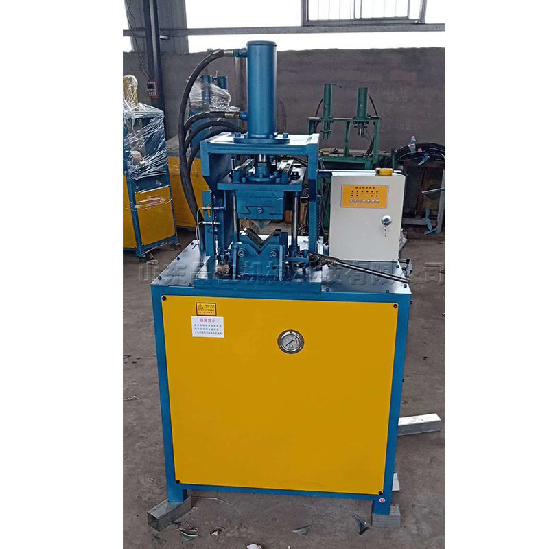 方管冲角机 不锈钢门框镀锌管用切角机 金属铝型材液压冲孔设备