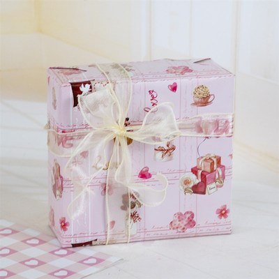 简约生日情人节日卡通高级感礼品礼物装饰礼盒包装纸书皮包书纸