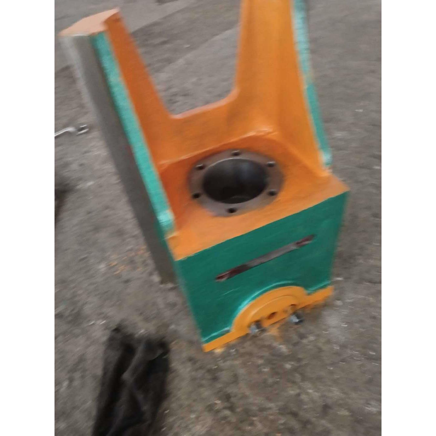 鲁南63吨冲床滑块徐锻630KN80吨冲头模具冲压