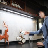 厨房切菜照明灯插电有线接线手扫感应灯餐边柜led吊柜下橱柜灯带