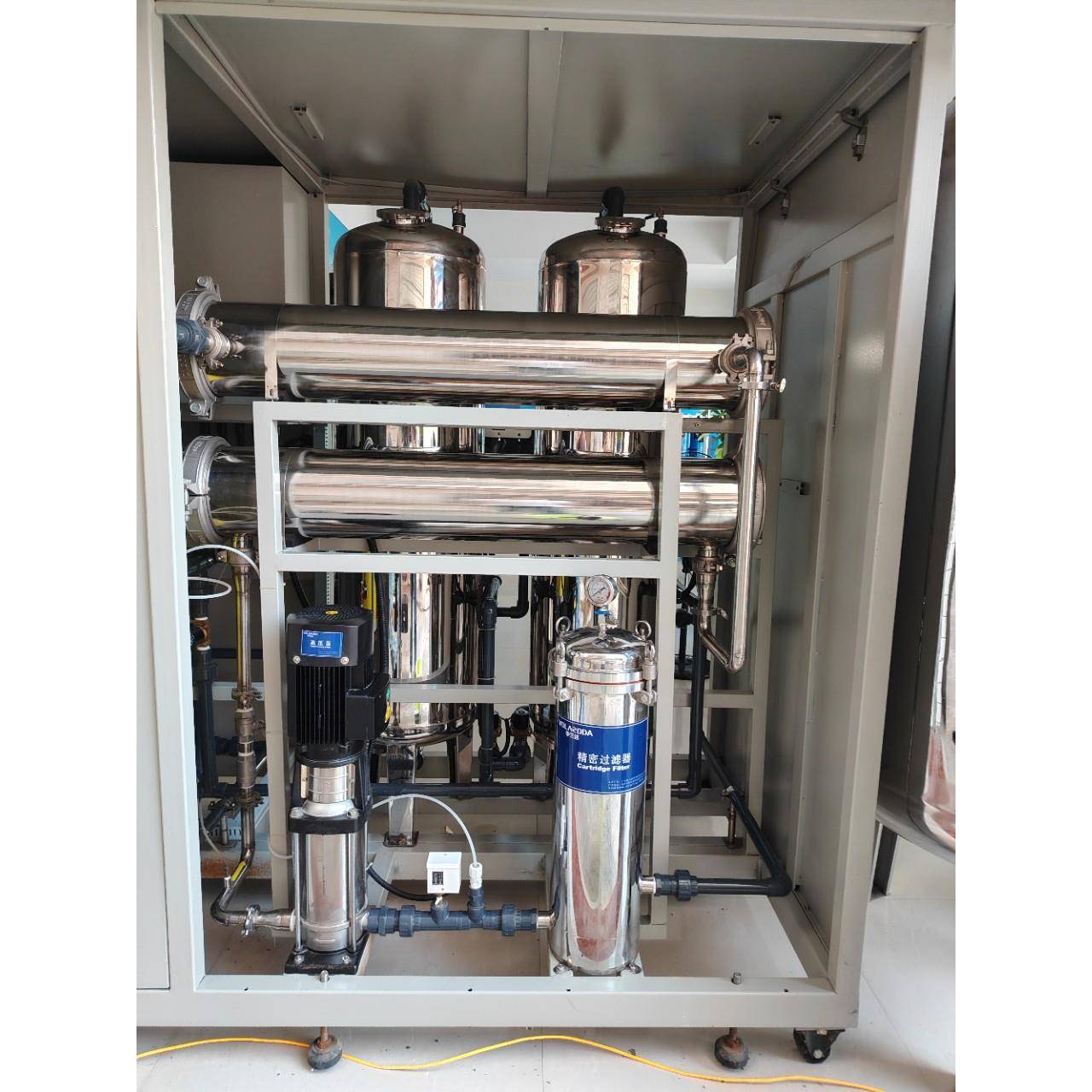 2吨不锈钢过滤罐价格|3吨不锈钢净水设备规格|高质量净水机