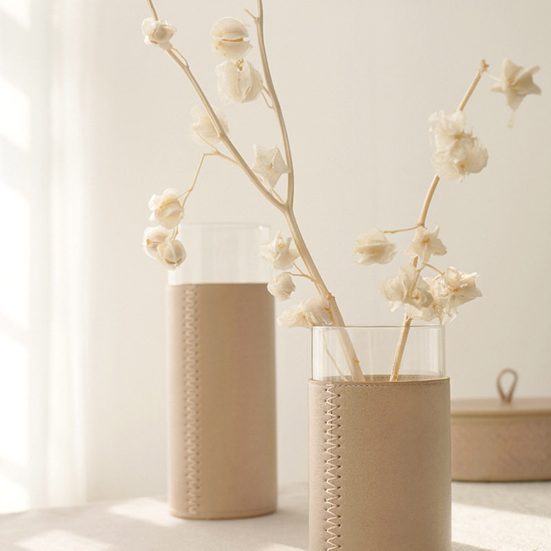 简约现代轻奢日式高端皮革玻璃水培花瓶花器餐桌客厅装饰品,模玩/动漫/周边/娃圈三坑/桌游,文化/体育周边,淘宝优惠券,粉丝福利购,淘宝优惠卷