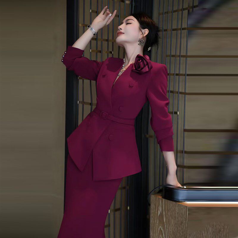 高级感气质职业套装2024新款设计感短外套长款半身裙两件套正装