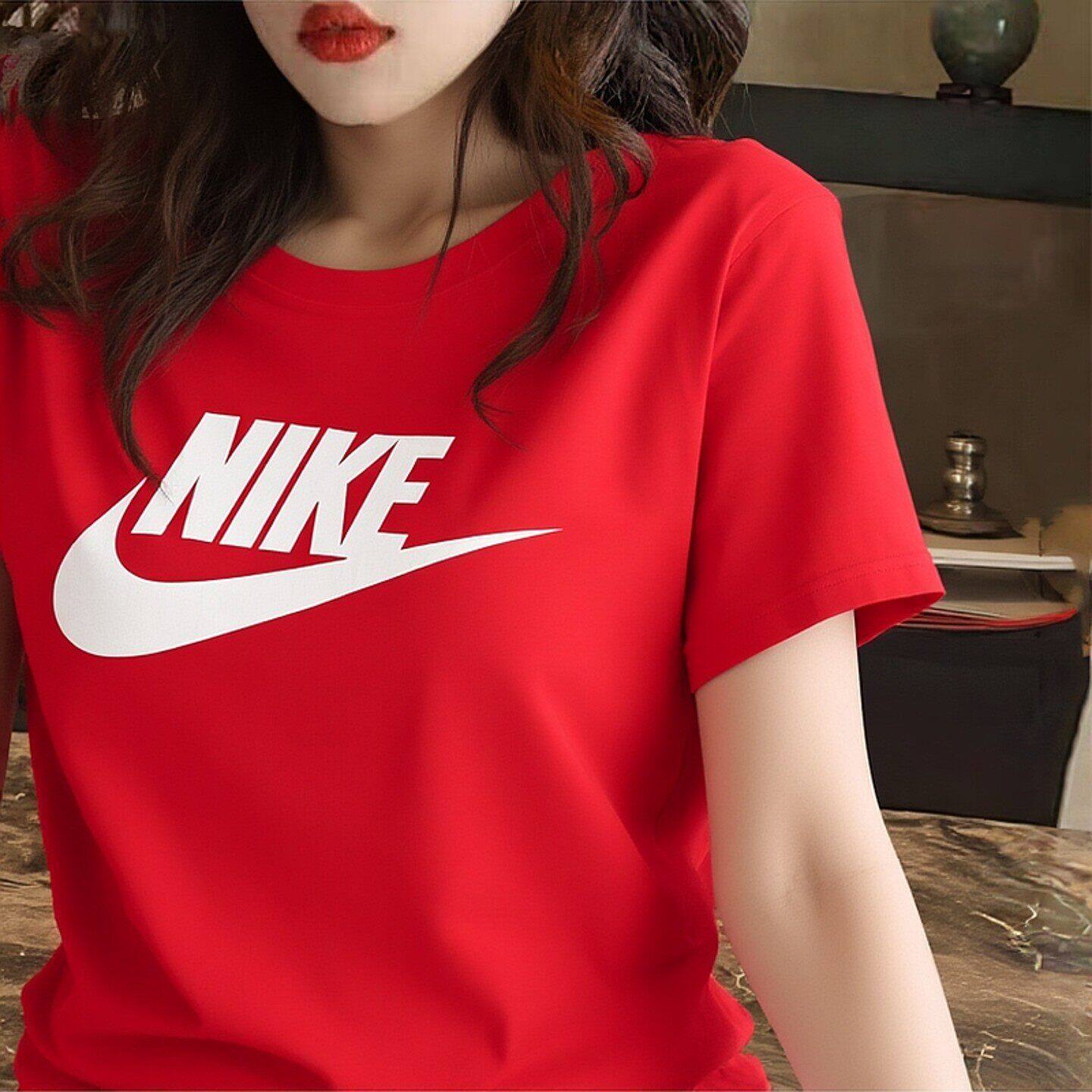 Nike耐克短袖T恤女款红色圆领宽松透气运动休闲服简约上衣运动T恤
