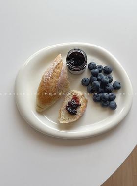 ins韩风白色胖边陶瓷盘 早餐盘蛋糕盘甜品盘西餐盘子首饰品收纳盘