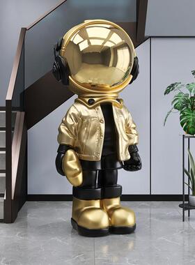 轻奢宇航员大型落地摆件办公室太空人店铺雕塑迎宾开业乔迁礼物