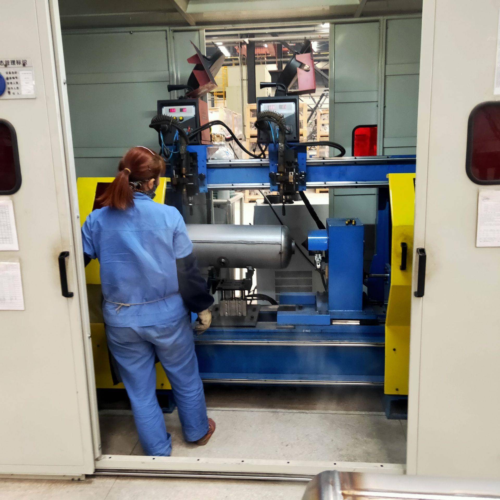 汽车储气筒设备汽车储气罐设备制造焊接成型机械