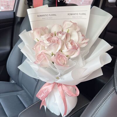 精致玫瑰香皂花仿真花成品送老婆女朋友暗恋者七夕节仪式感小花束