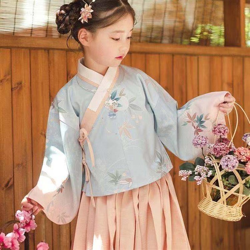 租明制汉服古装儿童亲子小学生舞台演出六一Q儿童节表演服租借