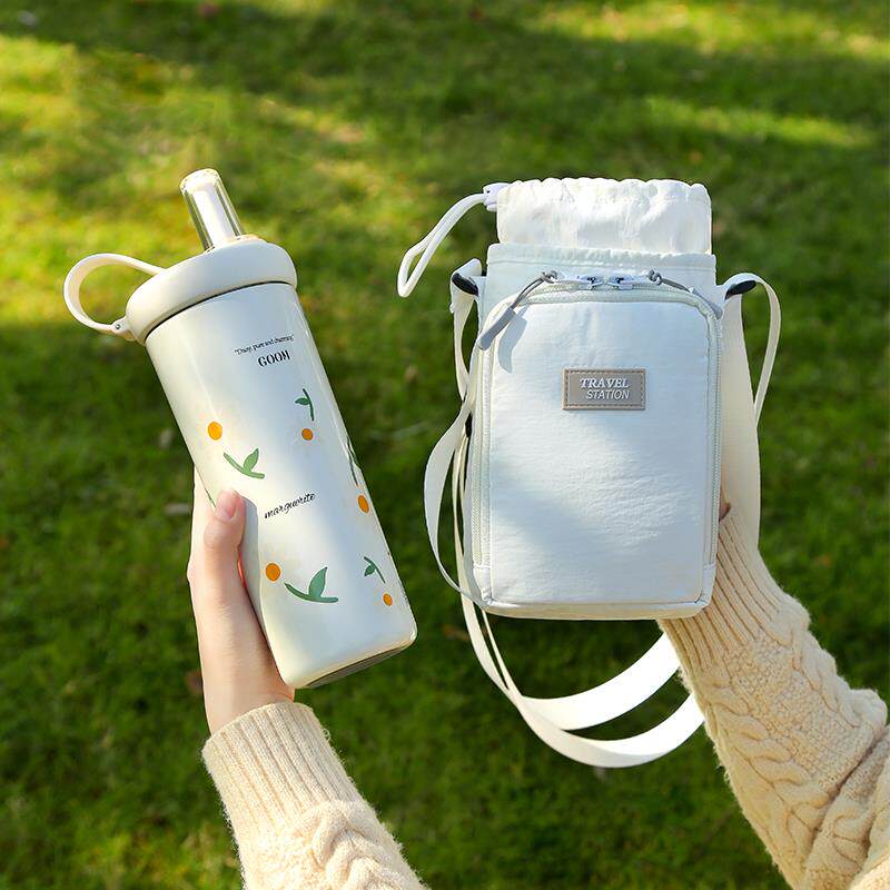 户外斜挎水壶包保温水杯套外出可携式水杯袋水杯套斜挎可背水壶挂