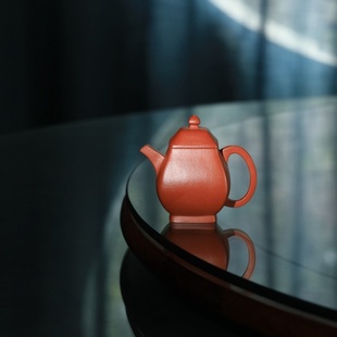 稀雀 九瀚 拍卖同款式 笠式龙蛋方壶 大红袍黑骨烧紫砂壶 160cc