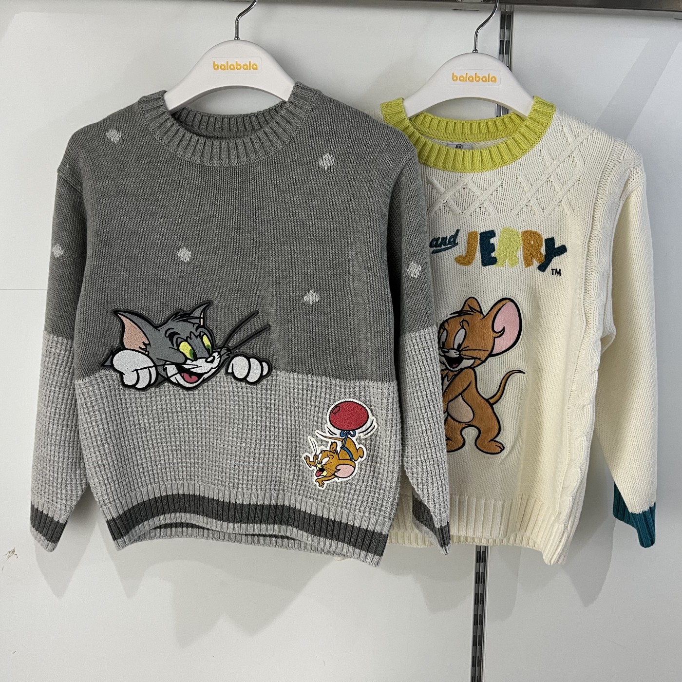 巴拉巴拉男童猫和老鼠圆领百搭针织衫毛衣2025冬新款201425103110