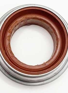 四驱分动箱右前半轴油封 适用于翼虎13款 CN15-7H429-BA