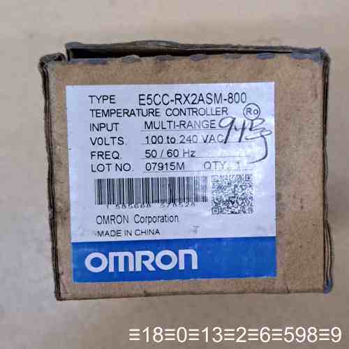 温度控制器：E5CC-RX2ASM-800，带