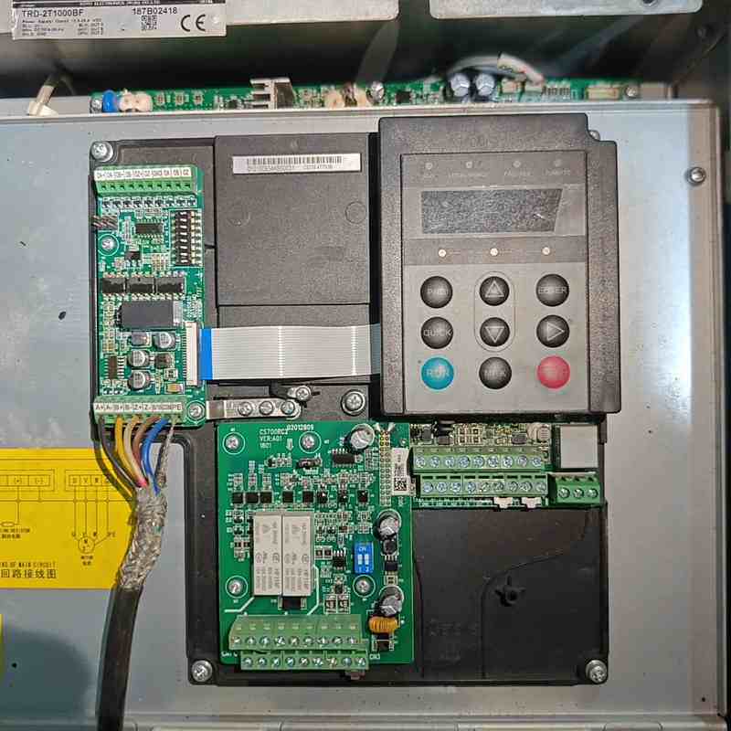 汇川变频器 CS710-4T75GB，75KW，带电