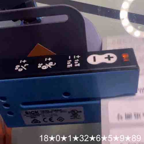 UFN3-70B413超声波传感器，正品，