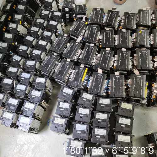 CP1L-M40DT-D，CP1H-X40DT-D，CP1W