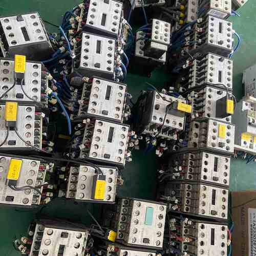 议价3TF4322-0B交流接触器两个，合适联系，