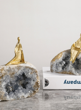 北欧轻奢天然水晶石摆件人物家居软装饰品客厅电视酒柜卧室摆设