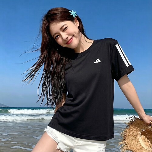 adidas阿迪达斯清风透气运动短袖健身服2026夏女三条纹T恤KU8745