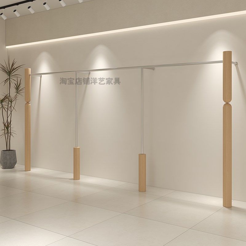 服装店展示架上墙中古风女装店挂衣架不锈钢原木色陈列架专用道具