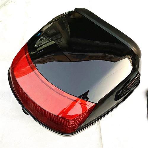 适用铃木踏板摩托车天玉UZ红宝UM125T-A/C头盔后备箱尾箱储物箱