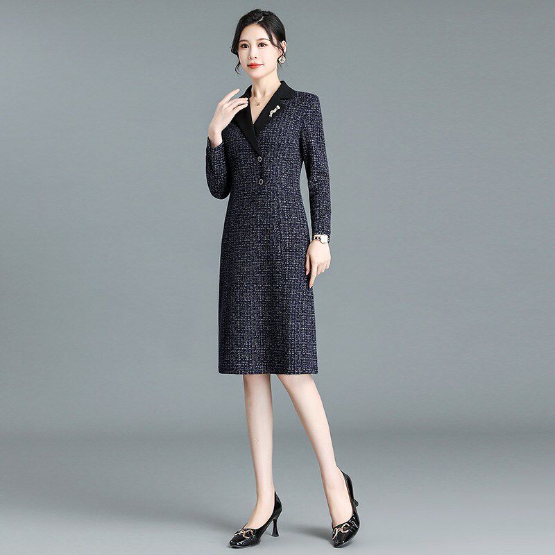 埃伦中年女士优雅妈妈连衣裙中长款洋气裙气质打底裙2025新款修身