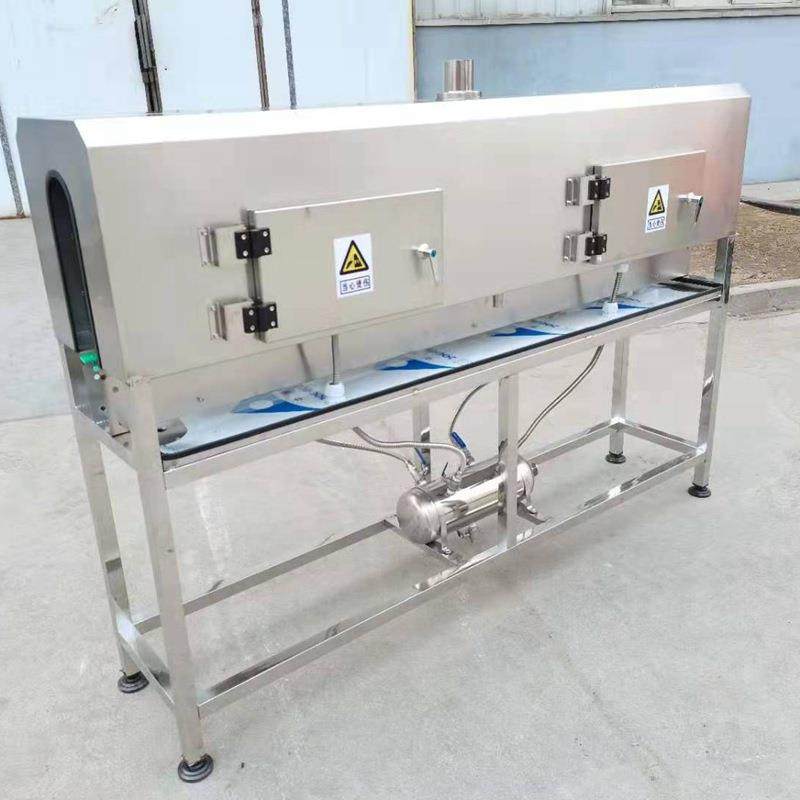 厂家直供全自动饮料套标机矿泉水瓶热收缩膜套标机易拉罐套标设备,五金/工具,其他机械五金,淘宝优惠券,粉丝福利购,淘宝优惠卷