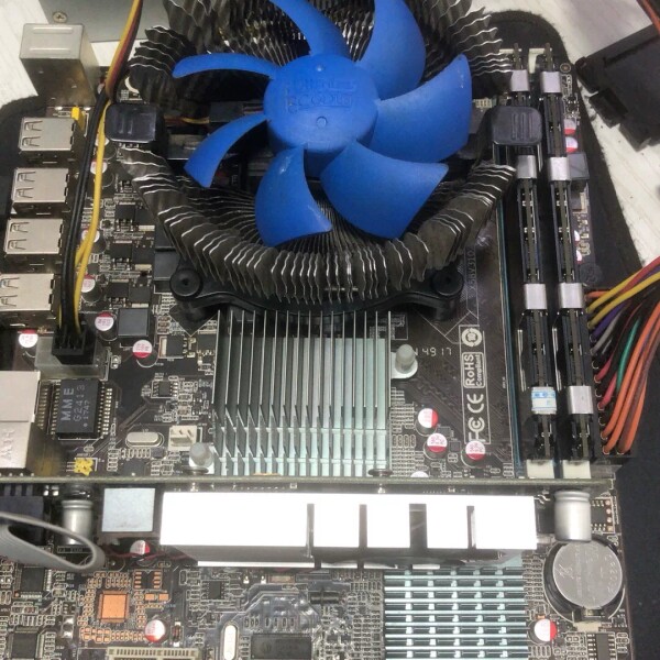 x58主板加12核心CPU+8G内存，也可以更换32G内存，--议价商品