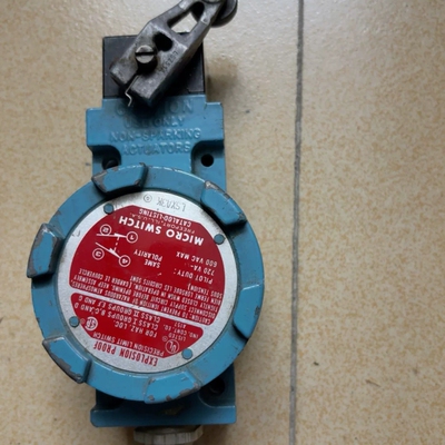 霍尼韦尔防爆限位开关，型号LSXA3K，美国，库存2个，--议价商品