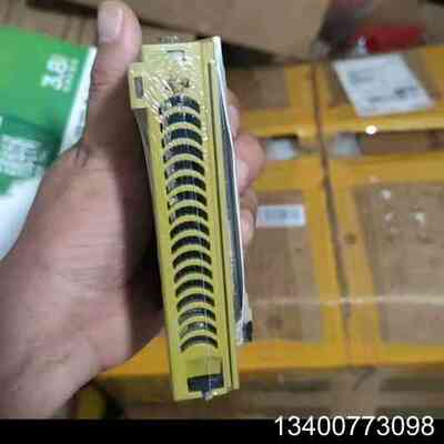 PILZ皮尔兹安全继电器，型号773724，德国，全议价