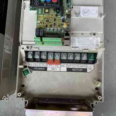 议价22C-D038A-103 AB变频器 18.5KW PowerFlex400 实物维修