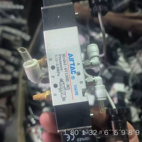 亚德克4V130E一M5，DC24V，3K套
