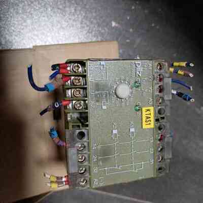 PⅰlZ皮尔兹PZE3V22安全继电器474200成咨询维修
