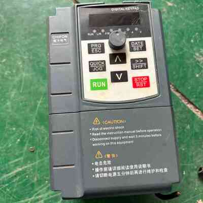 议价FPR500A-1.5G-S2 乾方变频器 1.5kw 工业调速控制器维修
