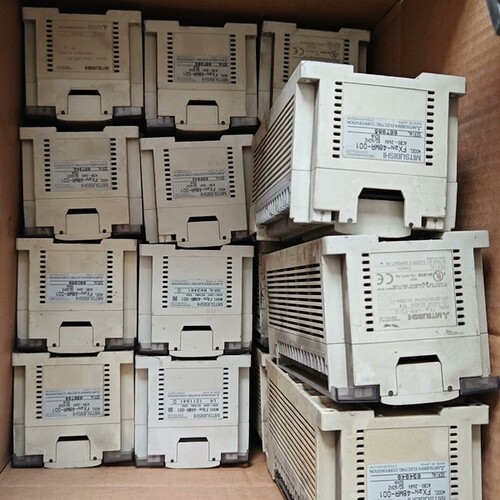 PLC FX2N-48MR，原装正品，品，外观成议价