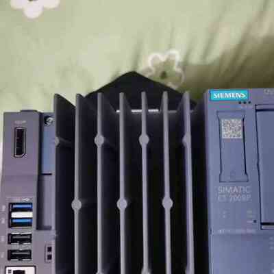 含泪处理原装PLC西门子1515SP PC2 ，2021年西